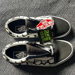 Vans old Skool Glow-in-the-Dark Skulls skate shoes